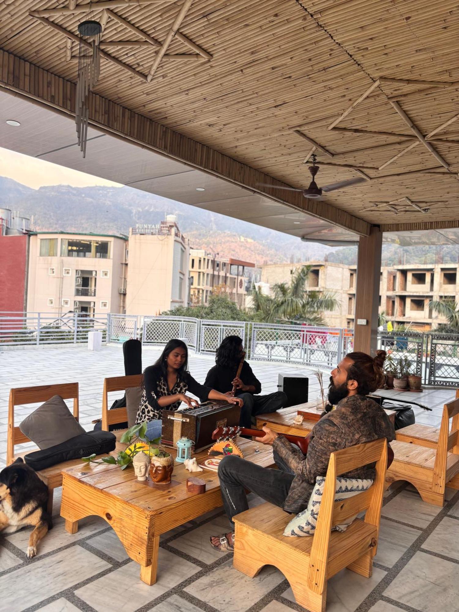 Flow House Rishikesh Exterior photo